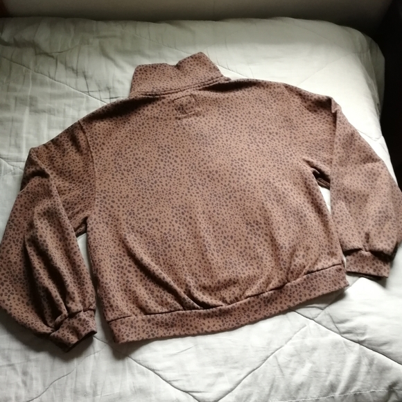 ABERCROMBIE & FITCH Soft A & F Dark Brown leopard Mockneck sweater Medium A&F - Picture 5 of 10
